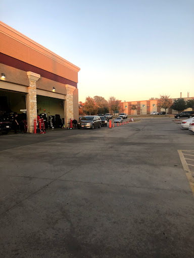Tire Shop «Discount Tire Store - Keller, TX», reviews and photos, 1701 S Main St, Keller, TX 76248, USA