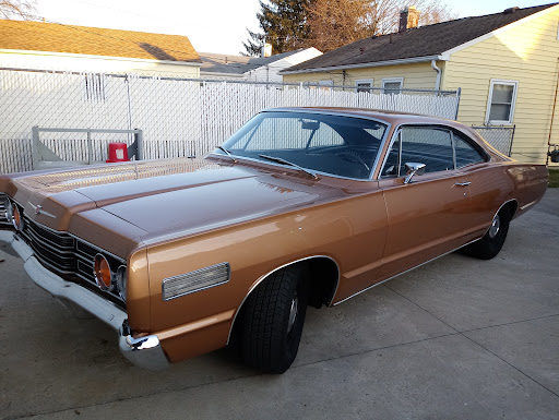 Shopping Mall «Town & Country Shopping Center», reviews and photos, 3912 E Broad St, Columbus, OH 43213, USA