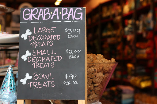 Pet Supply Store «Woof Gang Bakery & Grooming Lake Mary», reviews and photos, 1210 International Pkwy #118, Lake Mary, FL 32746, USA