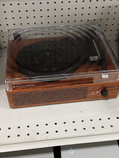 Thrift Store «Goodwill Central Texas - Lakeway», reviews and photos, 1901 RR 620 South, Lakeway, TX 78734, USA