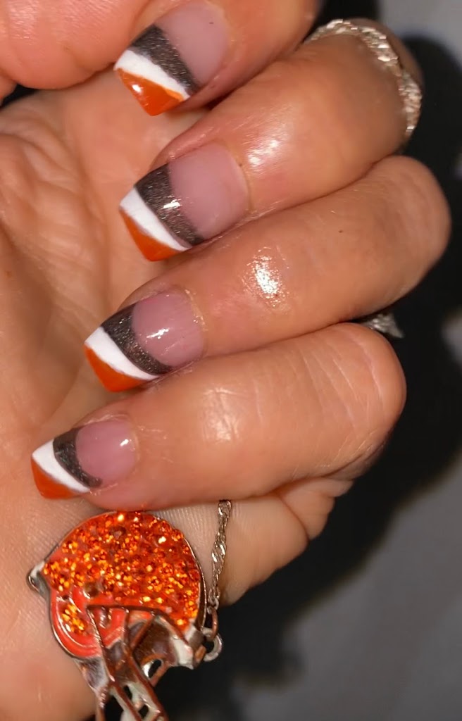 Asian Nails 44202