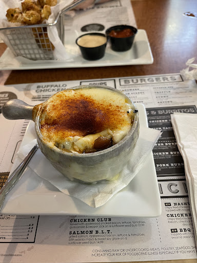 American Restaurant «Landmark Americana-Glassboro», reviews and photos, 1 Mullica Hill Rd, Glassboro, NJ 08028, USA