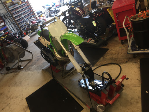 Motorcycle Repair Shop «Mammoth Motorsports Motorcycle Repair & Service», reviews and photos, 5681 Redwood Dr #2, Rohnert Park, CA 94928, USA