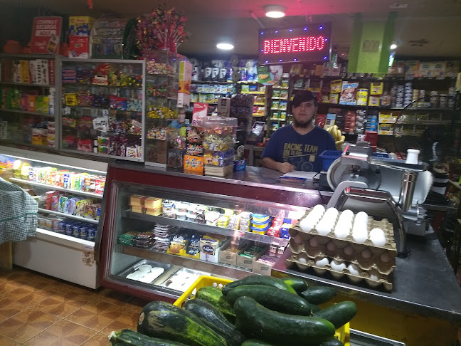 Opiniones de Puestos Varios Isaura en Curicó - Supermercado