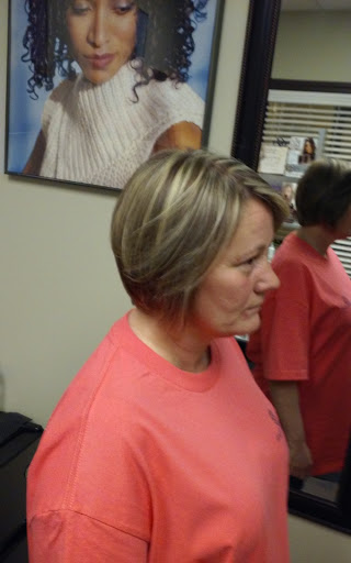 Beauty Salon «Salons by JC Cary Crossroads», reviews and photos, 2476 Walnut St, Cary, NC 27518, USA