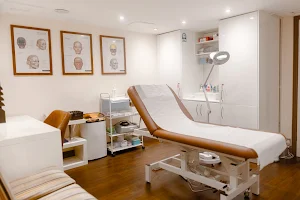 Face Clinic London image