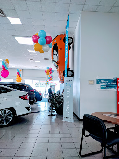Honda Dealer «Honda BMW of Champaign», reviews and photos, 100 Burwash Ave, Savoy, IL 61874, USA