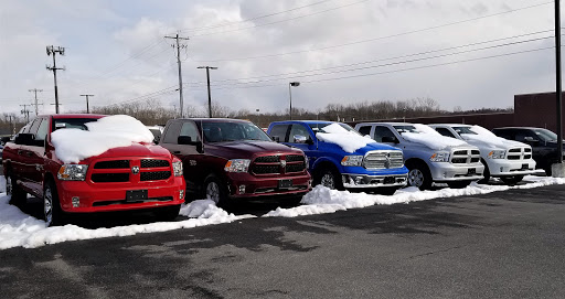 Dodge Dealer «Fayetteville Dodge Inc», reviews and photos, 5427 N Burdick St, Fayetteville, NY 13066, USA