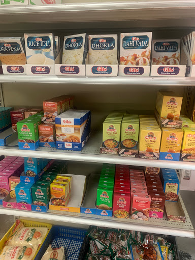 Asian Grocery Store «Tấn Phát Oriental Market», reviews and photos, 1702 W Camelback Rd #5, Phoenix, AZ 85015, USA