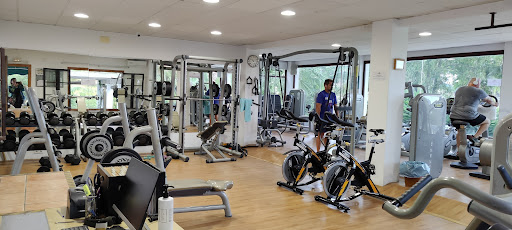 Club de Tenis y Padel Lew Hoad en Mijas, Málaga