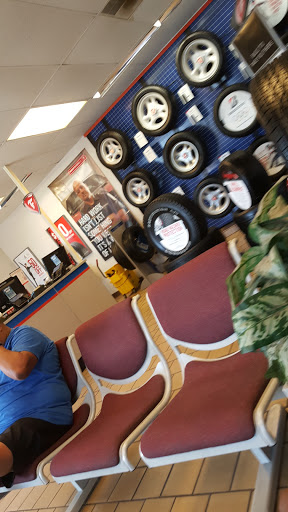 Tire Shop «Firestone Complete Auto Care», reviews and photos, 971 N Walnut Ave, New Braunfels, TX 78130, USA