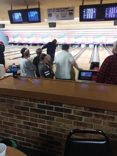 Bowling Alley «Bowl One Lanes», reviews and photos, 1639 E 14 Mile Rd, Troy, MI 48083, USA