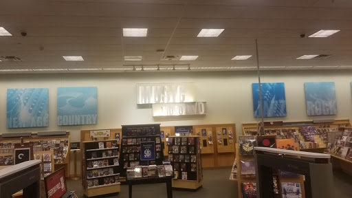 Book Store «Barnes & Noble», reviews and photos, 3050 Beeline Rd, Holland, MI 49424, USA