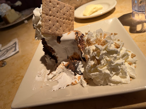 Restaurant «The Cheesecake Factory», reviews and photos, 140 Market Street, Yonkers, NY 10710, USA