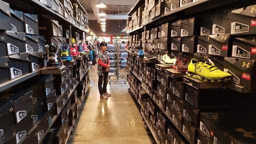 Shopping Mall «Ontario Mills», reviews and photos, 1 Mills Cir, Ontario, CA 91764, USA