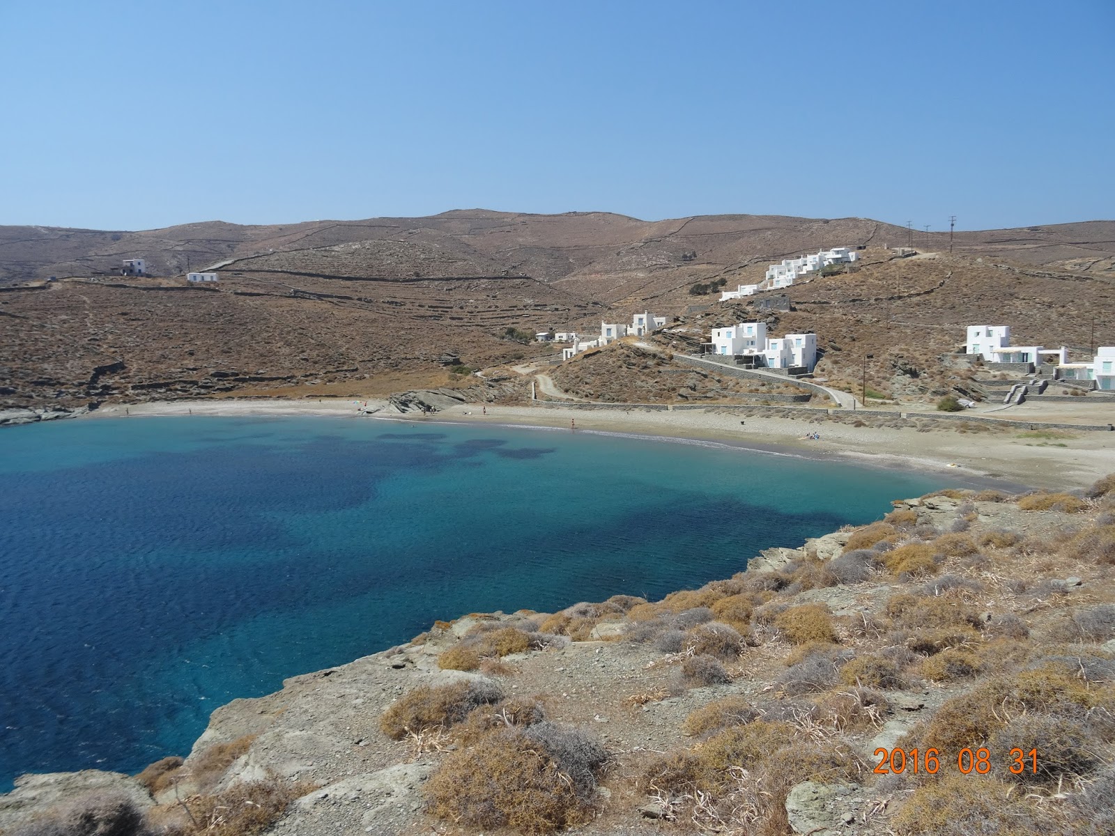 Foto de Paralia Agios Sostis área de servicios