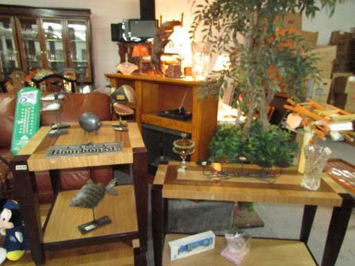 Auction House «Five Point Furniture & Auction», reviews and photos, 1125 New York Ave, St Cloud, FL 34769, USA