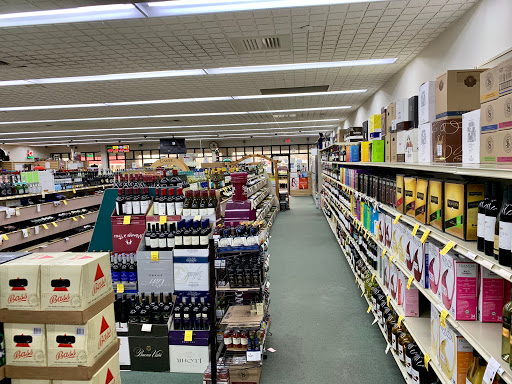Liquor Store «Plainsboro Wine & Liquor», reviews and photos, 10 Schalks Crossing Rd #7, Plainsboro Township, NJ 08536, USA