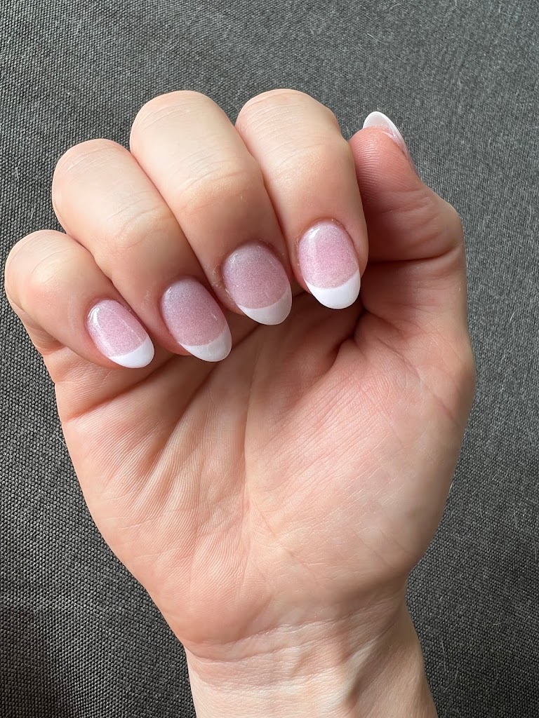 Majestic Nails 63011