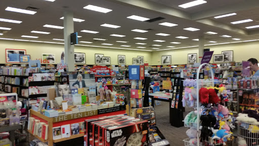 Book Store «Books-A-Million», reviews and photos, 3230 Westgate Mall, Fairview Park, OH 44126, USA