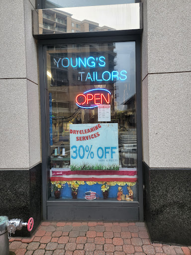 Shipping and Mailing Service «The UPS Store, Courthouse», reviews and photos, 2200 Wilson Blvd #102, Arlington, VA 22201, USA