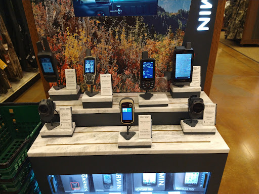 Sporting Goods Store «Bass Pro Shops», reviews and photos, 1000 Bass Pro Dr NW, Altoona, IA 50009, USA