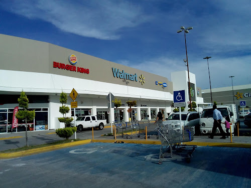 Plaza Las Flores Comitán - Shopping mall in Comitán, Mexico |  
