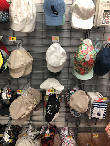 Discount Store «Walmart», reviews and photos, 2225 Plaza Pkwy, Modesto, CA 95350, USA