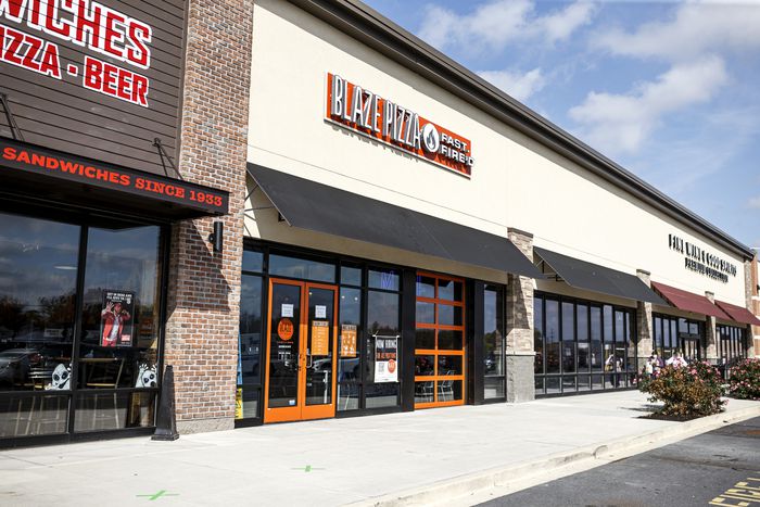 Blaze Pizza 17011