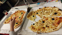 Pizza du Pizzas à emporter Little Italy by Cauderan à Mérignac - n°16