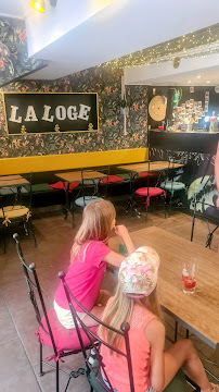 Atmosphère du La Loge - Bar Café Restaurant à Vienne - n°2