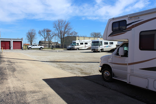 Self-Storage Facility «Space Saver Self Storage», reviews and photos, 2710 N Farnsworth Ave, Aurora, IL 60502, USA