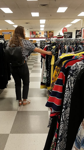 Department Store «T.J. Maxx», reviews and photos, 21 E Marketview Dr, Champaign, IL 61820, USA