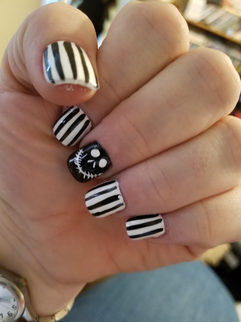 Regal Nails, Salon & Spa 82604