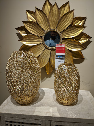 Furniture Store «Star Furniture», reviews and photos, 14051 I-35, Pflugerville, TX 78660, USA