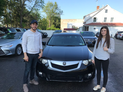 Used Car Dealer «Huntington Auto Mall», reviews and photos, 493 E Jericho Turnpike, Huntington Station, NY 11746, USA