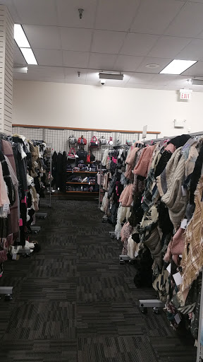 Clothing Store «Burlington Coat Factory», reviews and photos, 4701 N Harlem Ave, Harwood Heights, IL 60706, USA