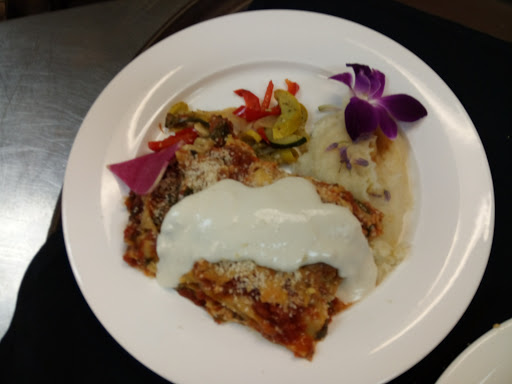 Golf Course «The Links at Outlook & Outlook Tavern Restaraunt», reviews and photos, 310 Portland St, Berwick, ME 03901, USA