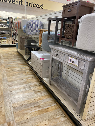 Department Store «HomeGoods», reviews and photos, 2715 W Market St #180, Fairlawn, OH 44333, USA