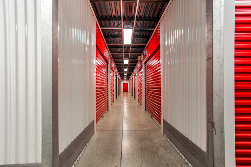 Self-Storage Facility «National Storage Centers - Southfield», reviews and photos, 21940 W 8 Mile Rd, Southfield, MI 48075, USA