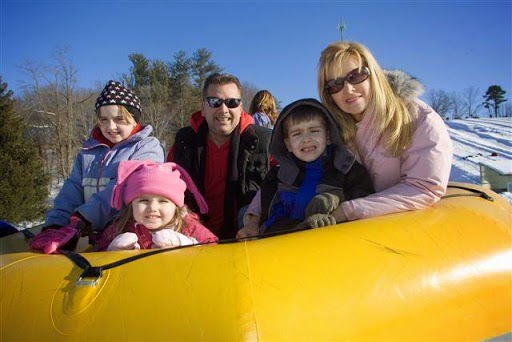 Resort «White Lightning Snowtubing at the Fernwood Winter Fun Center», reviews and photos, 124 Golf Dr #2, East Stroudsburg, PA 18302, USA