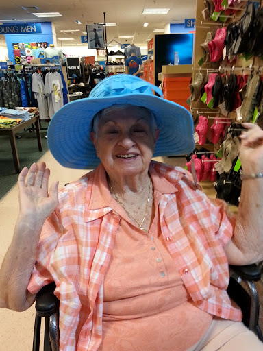 Department Store «Bealls Store», reviews and photos, 10500 Ulmerton Rd #700, Largo, FL 33771, USA