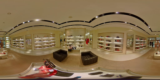 Boutique «VALENTINO», reviews and photos, 5015 Westheimer Rd, Houston, TX 77056, USA