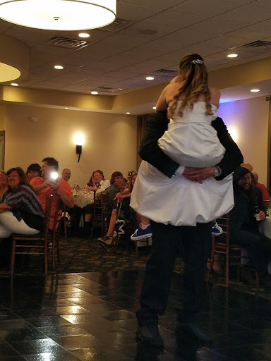 Caterer «31 North Banquets & Catering», reviews and photos, 217 Front St, McHenry, IL 60050, USA