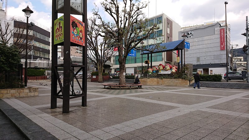 池田駅前てるてる広場