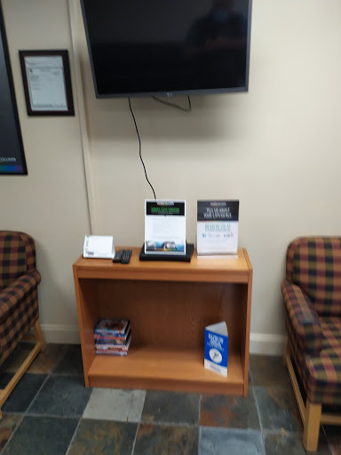 Auto Body Shop «ABRA Auto Body & Glass», reviews and photos, 300 Wilkes Ave, Bremerton, WA 98312, USA