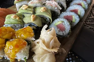 sushi studio image