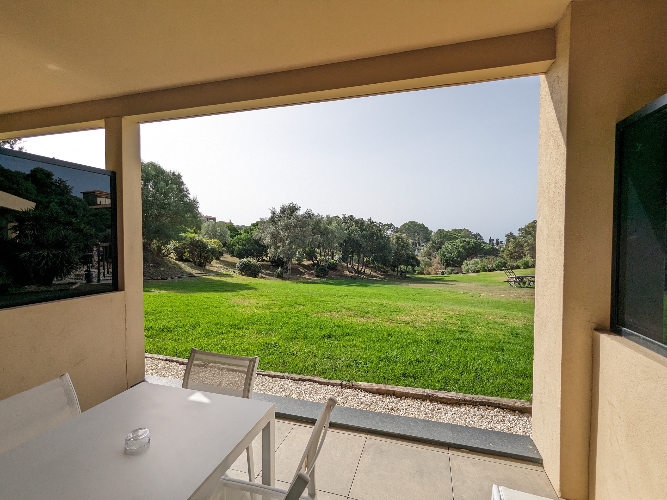 Photo n° 4 de l'avis de Camus.e fait le 12/11/2023 à 22:10