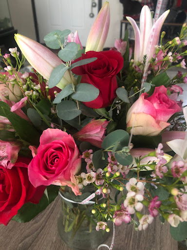 Florist «Chesterfield Florist», reviews and photos, 31585 23 Mile Rd, Chesterfield, MI 48047, USA