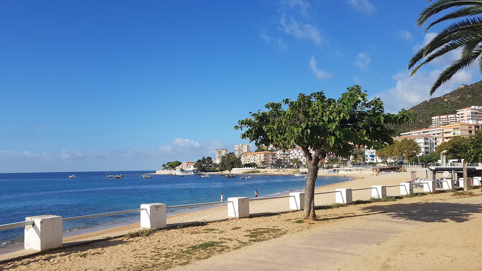 Trottel Plajı'in fotoğrafı ve yerleşim